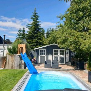 Poolbau | Brunsbütteler Gehweg- und Straßenreinigung GmbH